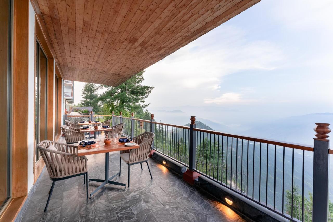 Taj Theog Resort & Spa Shimla Eksteriør billede